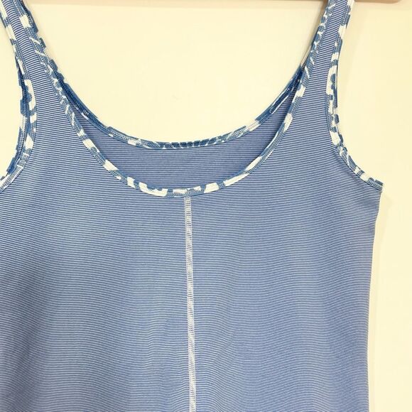 Lululemon Scoop Neck Power Y Tank size 6 - Picture 2 of 5